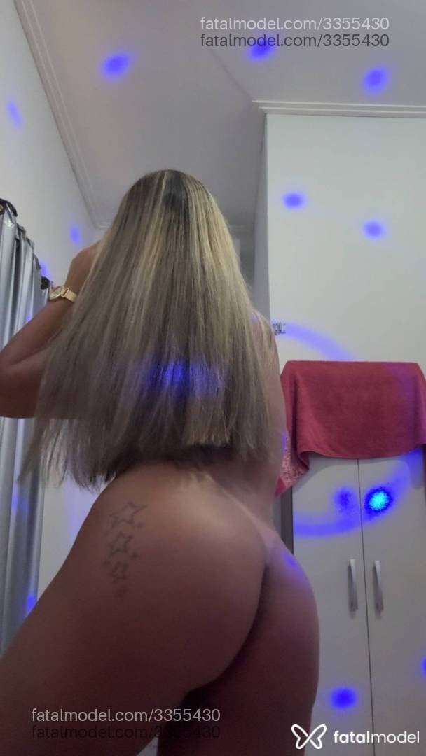 Acompanhante mulher loira (o) de olhos castanhos - Bruna Lopes