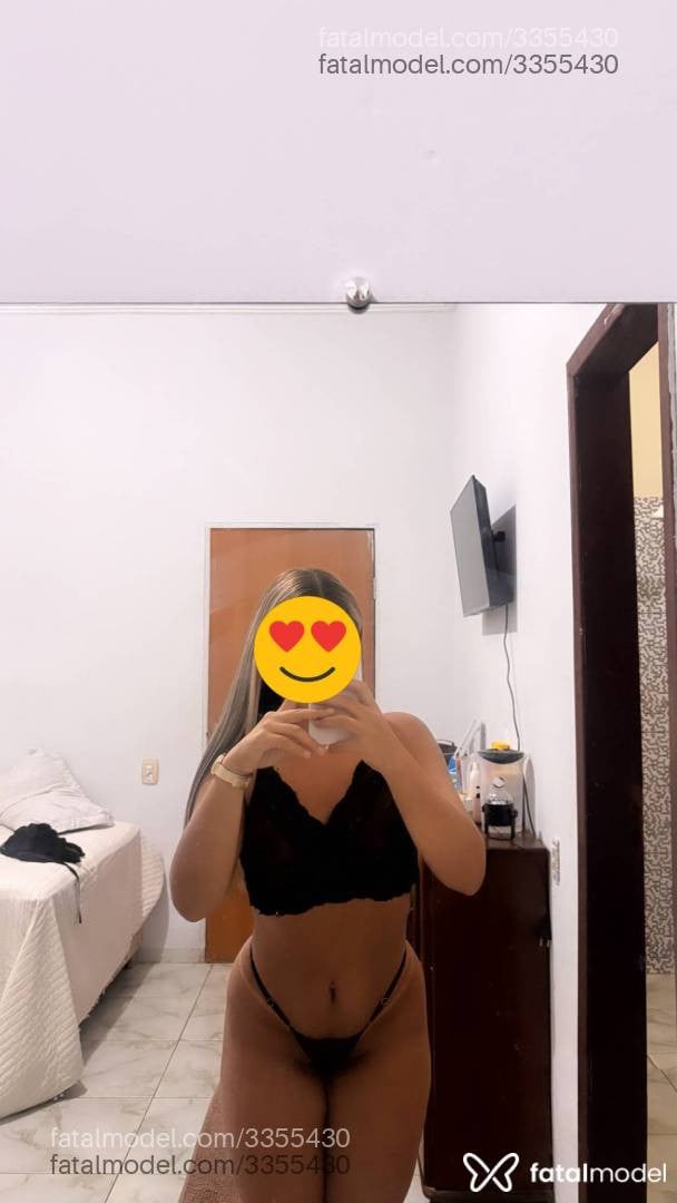 Acompanhante mulher loira (o) de olhos castanhos - Bruna Lopes