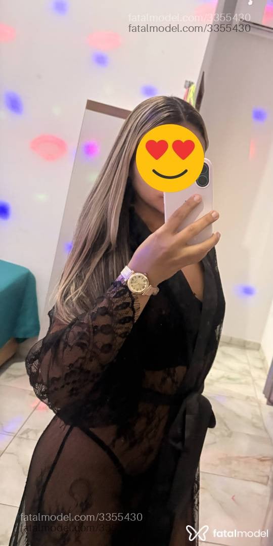 Acompanhante mulher loira (o) de olhos castanhos - Bruna Lopes