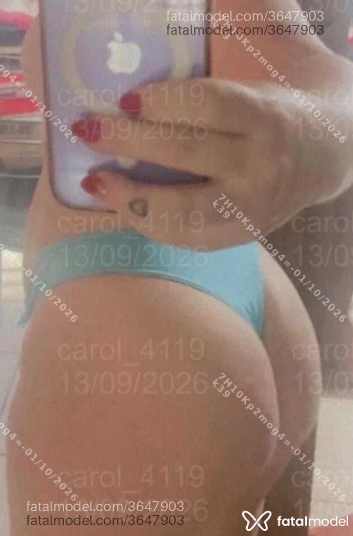 Acompanhante mulher loira (o) de olhos castanhos - Karol