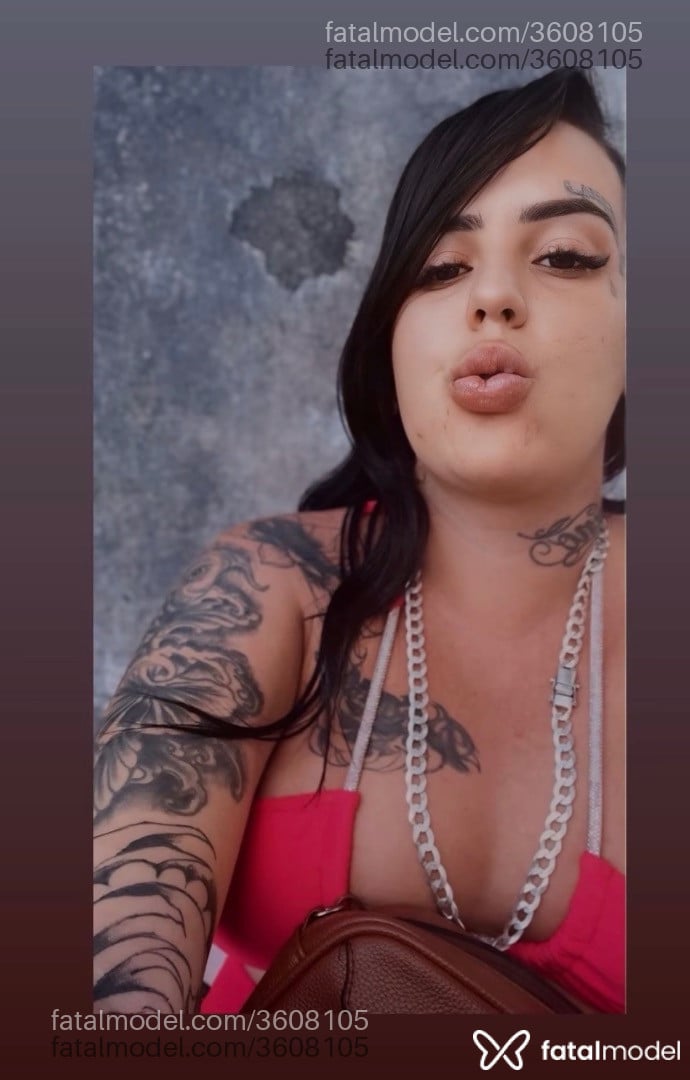 Acompanhante mulher morena (o) de olhos mel - Steffany
