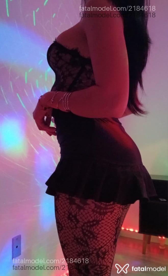 Acompanhante mulher morena (o) de olhos castanhos - Bella Sarti