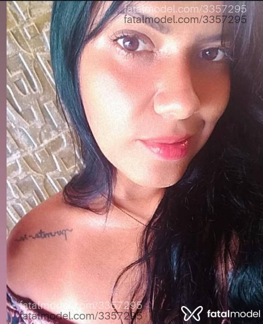 Acompanhante mulher morena (o) de olhos castanhos - Mel Vasconcelos