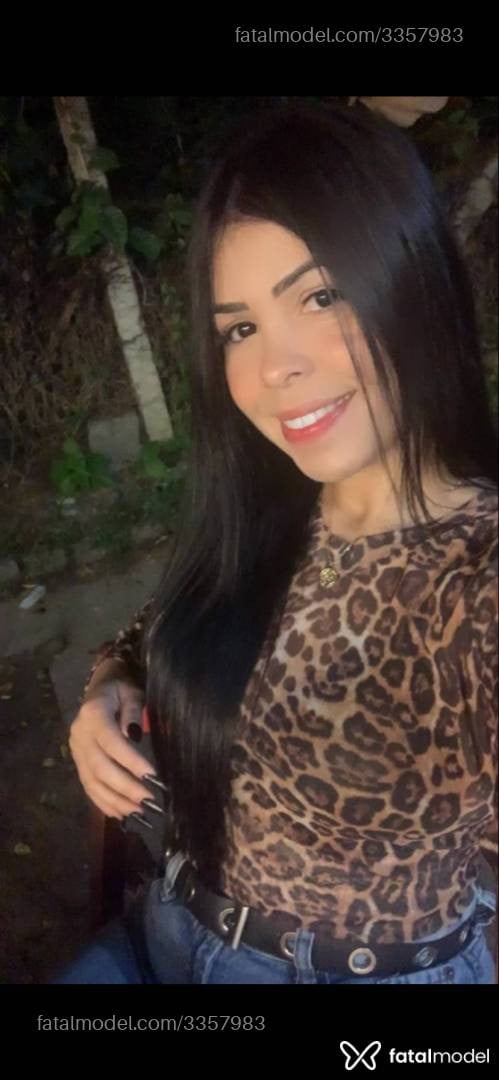 Acompanhante mulher morena (o) de olhos pretos - Rafaela