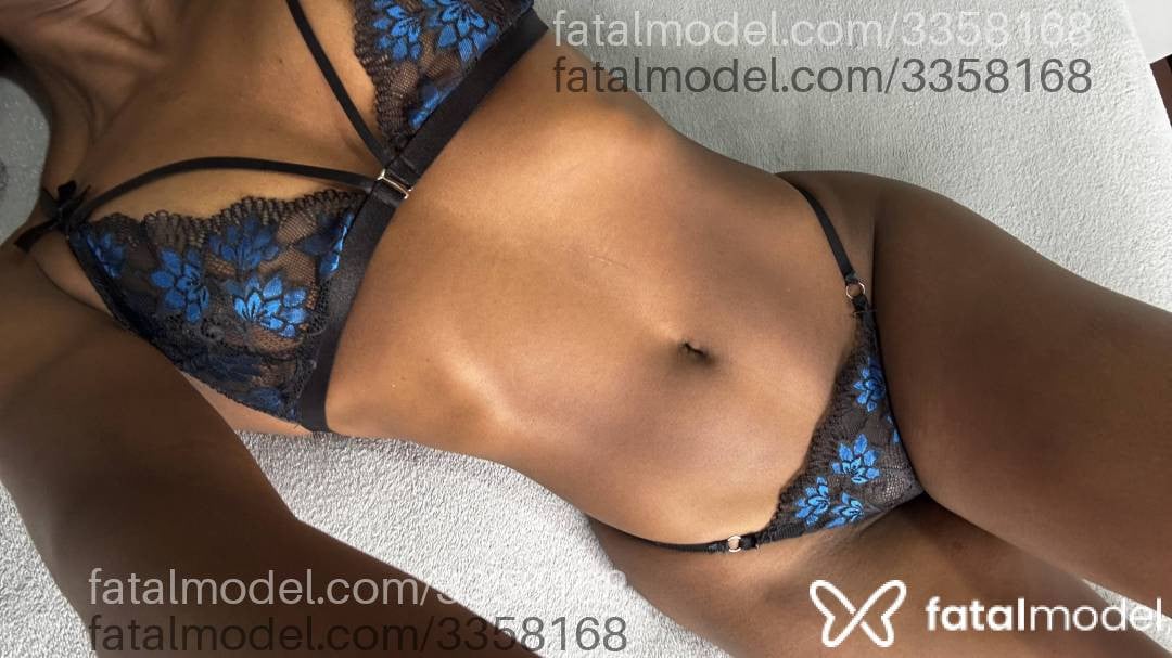 Acompanhante mulher morena (o) de olhos pretos em Curitiba - Maitê