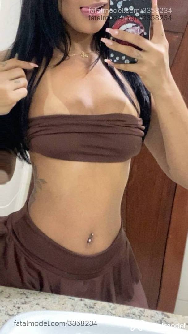 Acompanhante mulher morena (o) de olhos castanhos - Ayla