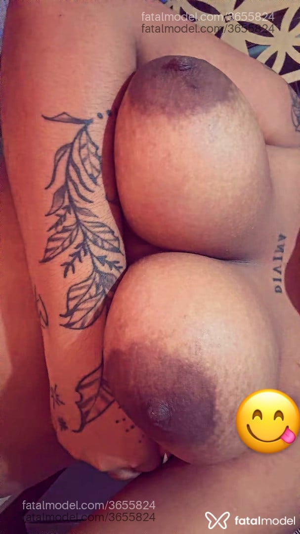 Acompanhante mulher morena (o) de olhos castanhos - Mary Morena