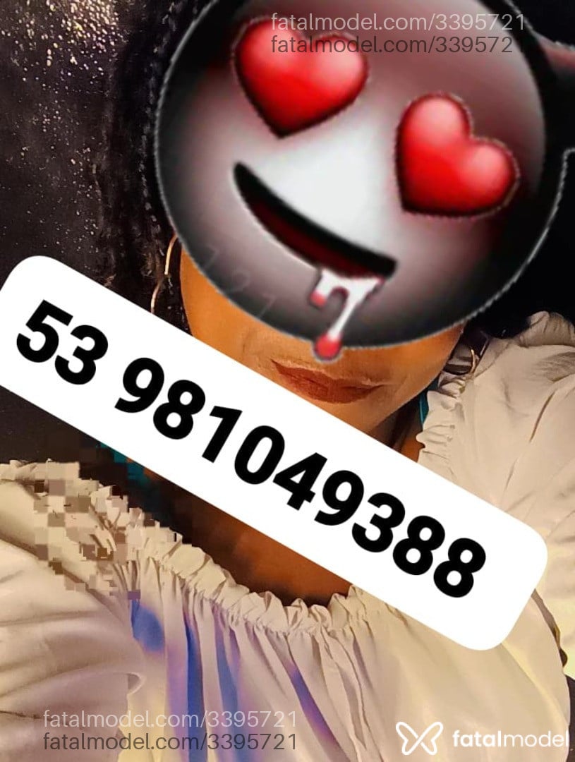 Acompanhante mulher com cabelo castanho de olhos mel - Kemy
