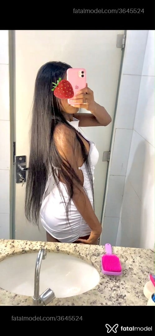 Acompanhante mulher trans morena (o) de olhos castanhos - Leticia Gabrielly