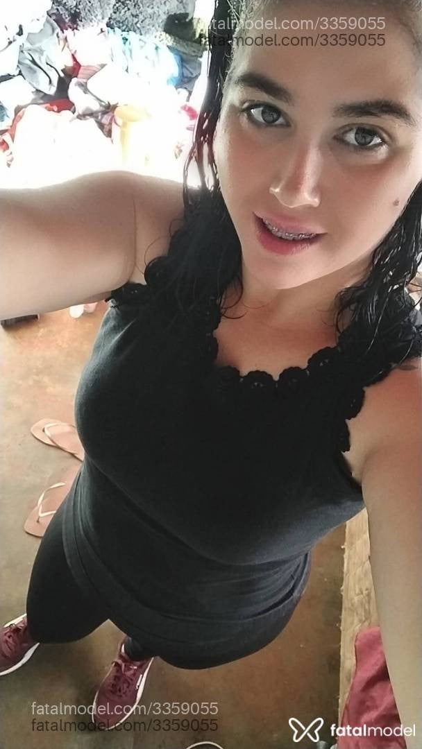 Acompanhante mulher morena (o) de olhos castanhos em Corbélia - Paula