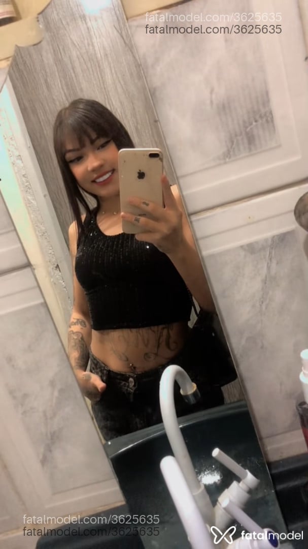 Acompanhante mulher com cabelo castanho de olhos castanhos - Nicoly Borges