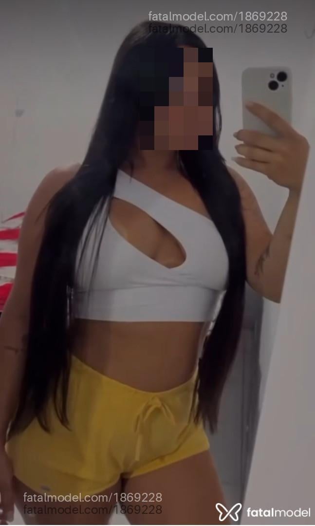 Acompanhante mulher morena (o) de olhos pretos - Yngrid