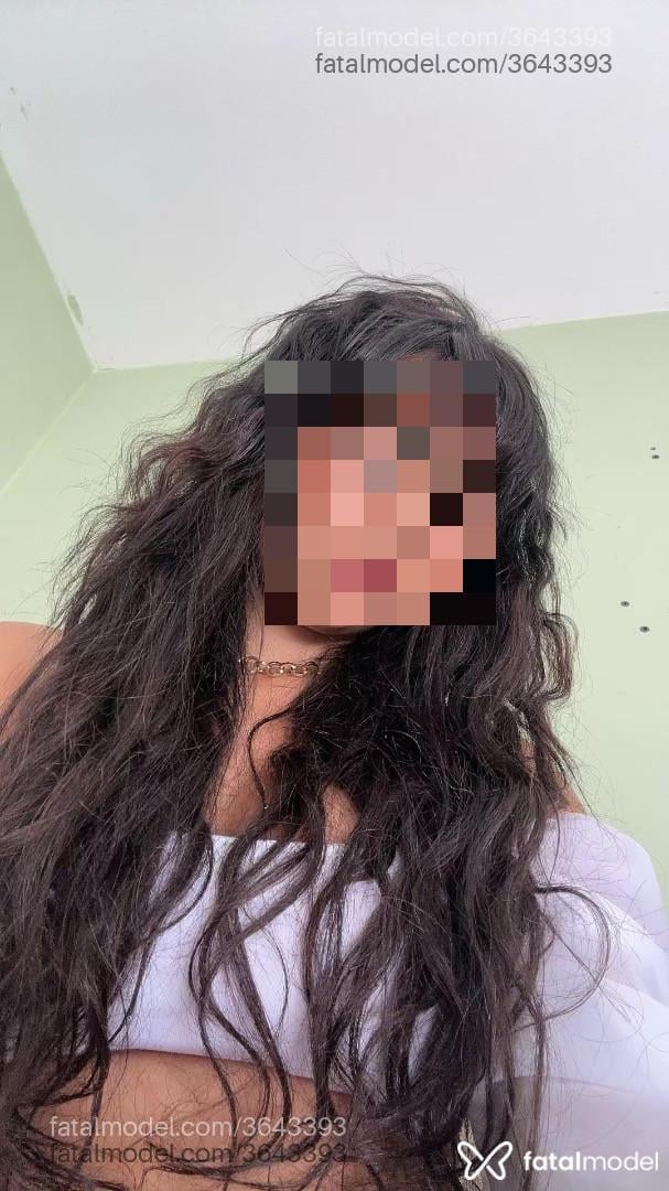 Acompanhante mulher morena (o) de olhos castanhos - Amanda