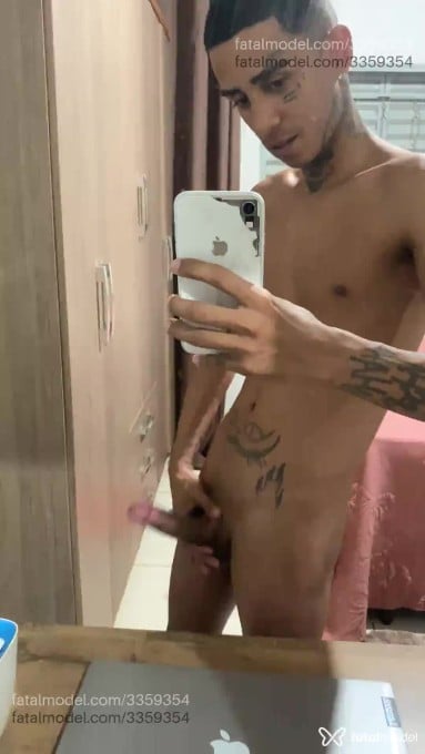 Acompanhante homem com cabelo castanho de olhos castanhos em Goiânia - Kelzinho