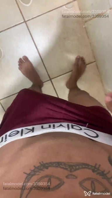 Acompanhante homem com cabelo castanho de olhos castanhos - Vagabundoromantico Acompanhante homem com cabelo castanho de olhos castanhos - Vagabundoromantico