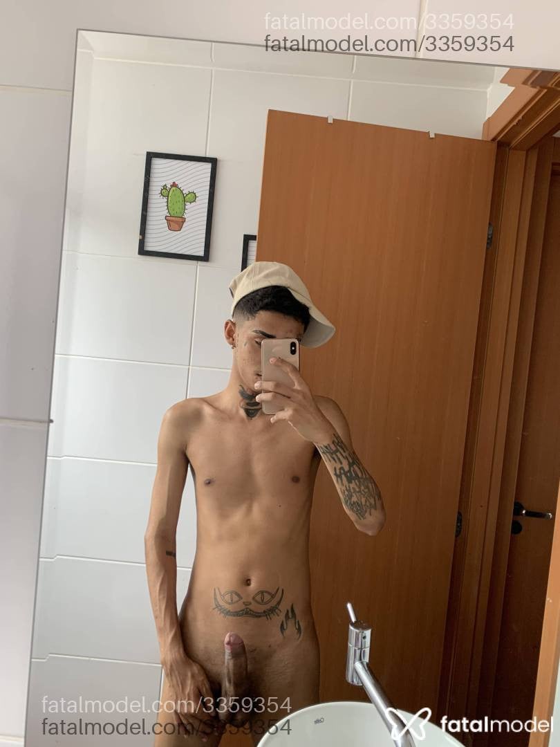 Acompanhante homem com cabelo castanho de olhos castanhos em Goiânia - Vagabundoromantico