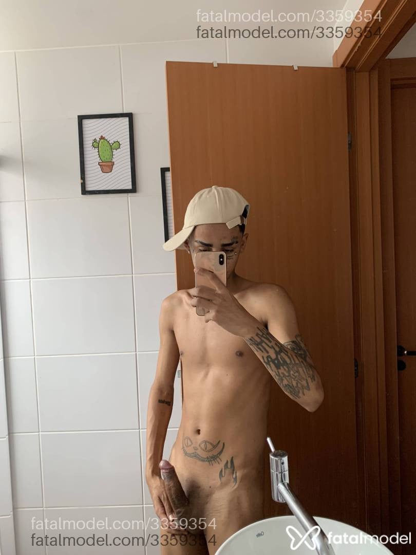 Acompanhante homem com cabelo castanho de olhos castanhos em Goiânia - Vagabundoromantico