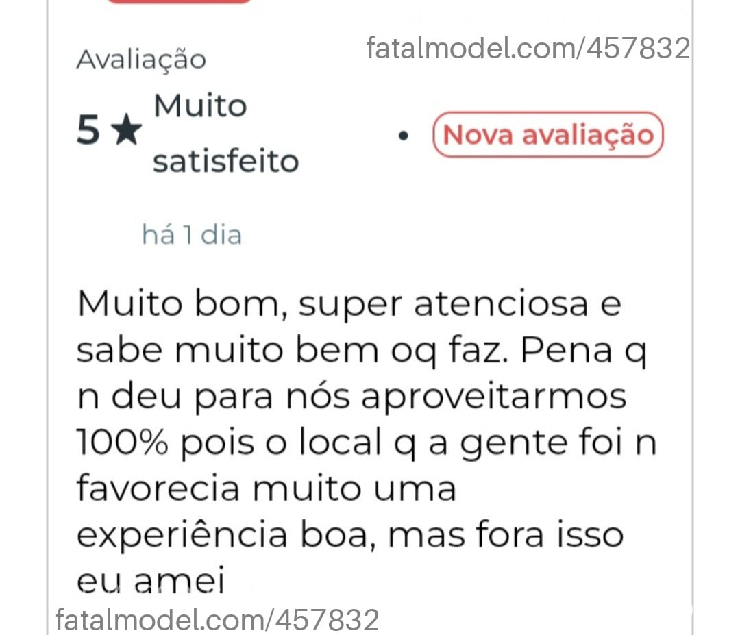Acompanhante travesti com cabelo colorido de olhos pretos - Rafha uccam
