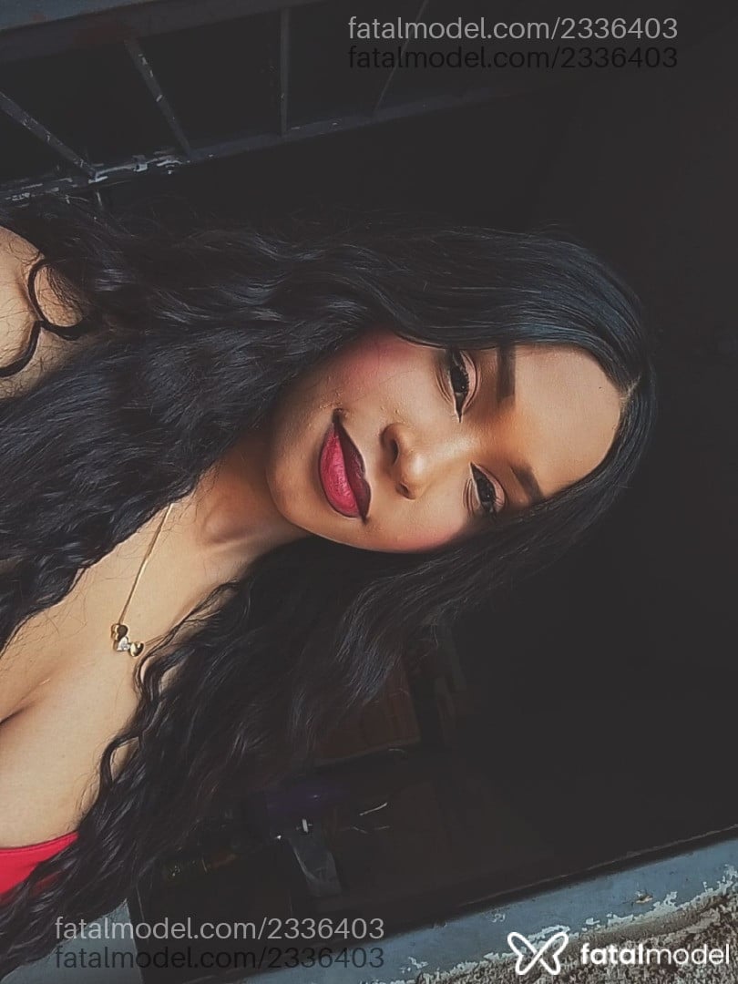 Acompanhante mulher morena (o) de olhos pretos - Aninha
