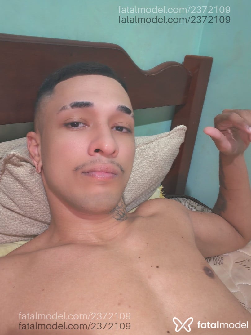 Acompanhante homem morena (o) de olhos pretos - Alexandre Paula