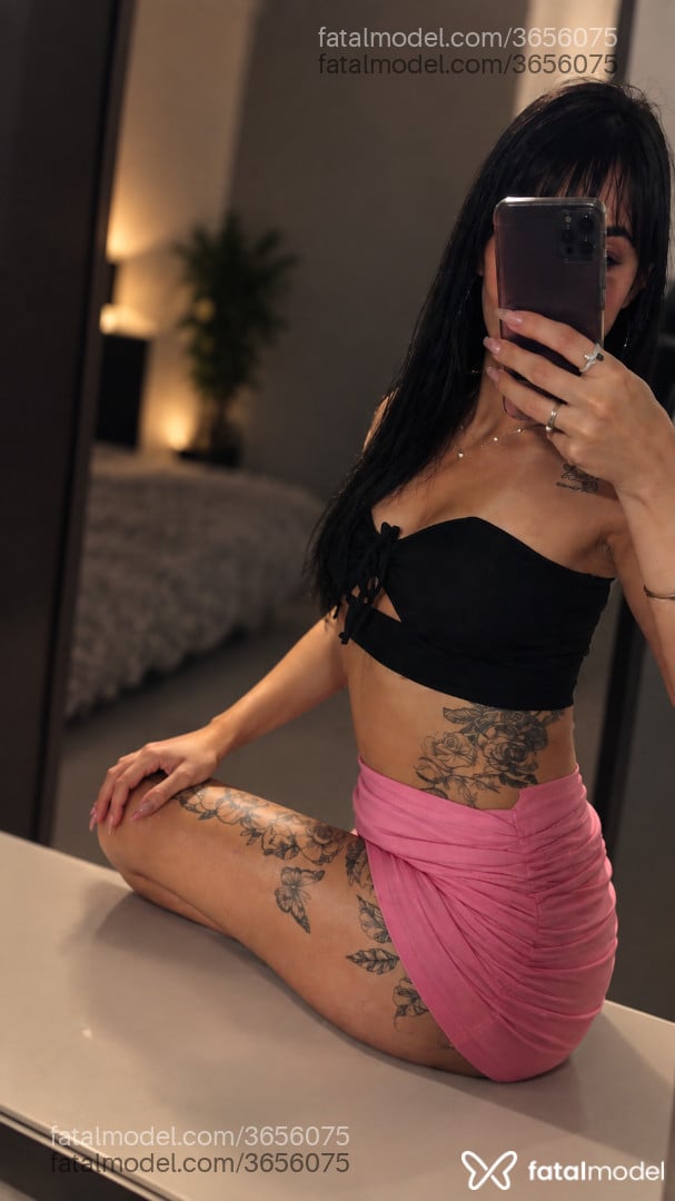 Acompanhante mulher morena (o) de olhos verdes - Mirella Souza