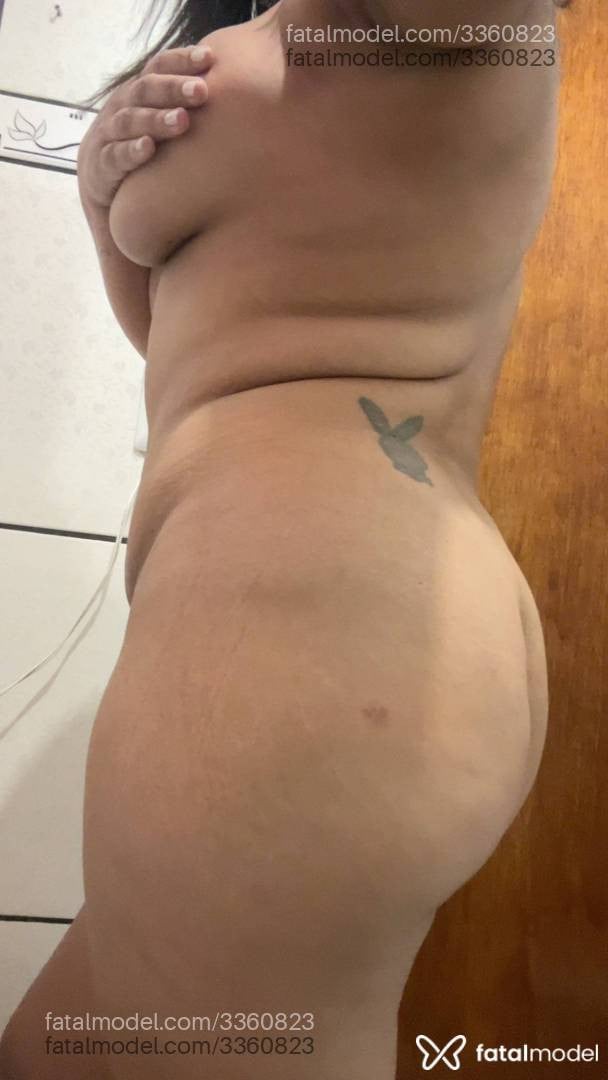 Acompanhante mulher com cabelo castanho de olhos castanhos - Nanda