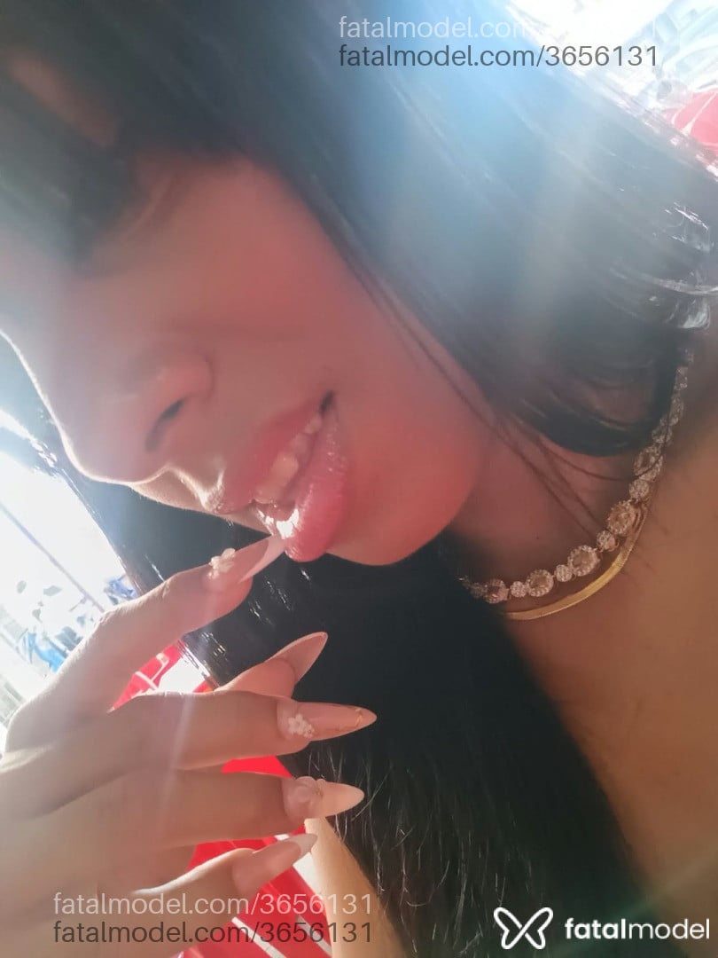 Acompanhante mulher morena (o) de olhos castanhos - Brendaíndia