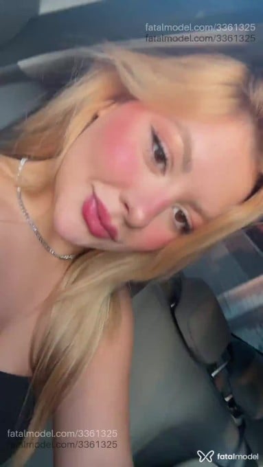 Acompanhante mulher loira (o) de olhos mel em Rio de Janeiro - Angel
