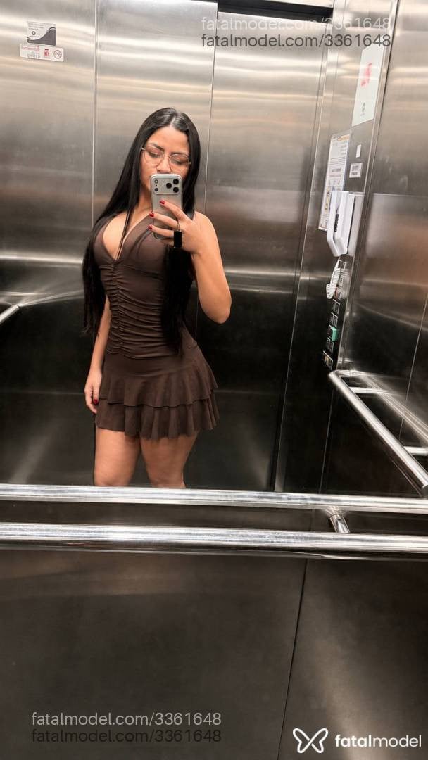 Acompanhante mulher morena (o) de olhos pretos - Luara Acompanhante mulher morena (o) de olhos pretos - Luara