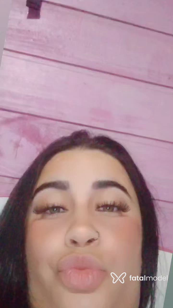 Acompanhante mulher morena (o) de olhos mel - Raíssa Paz