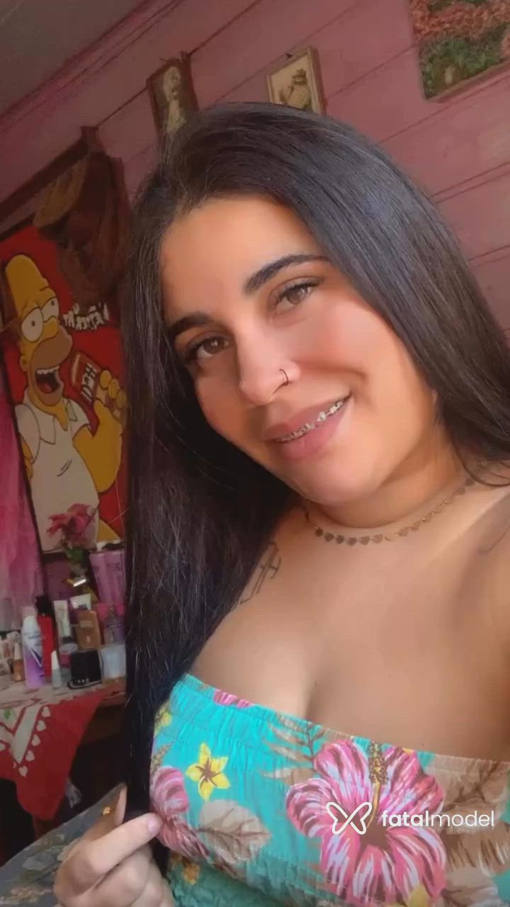Acompanhante mulher morena (o) de olhos mel - Raíssa Paz