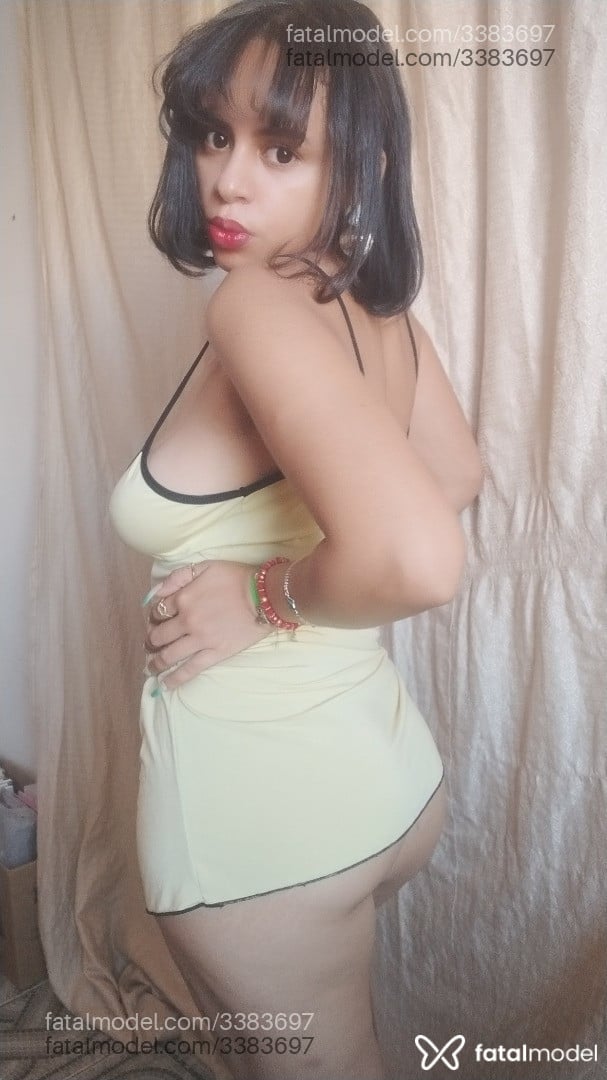 Acompanhante mulher morena (o) de olhos castanhos - Bia
