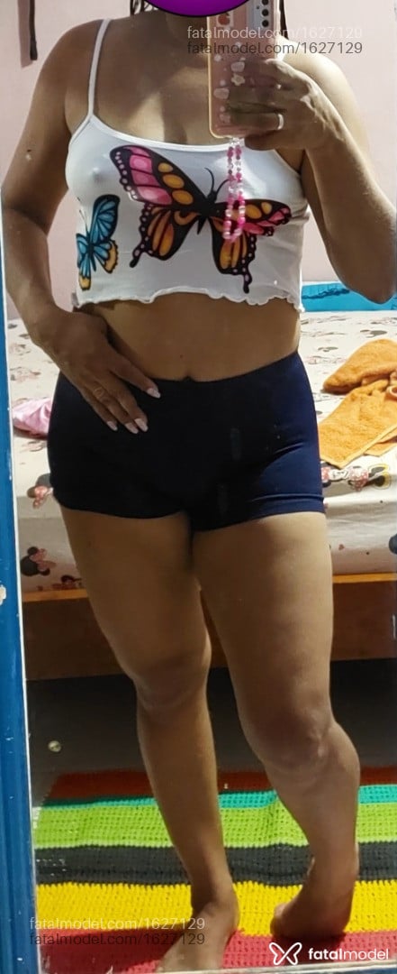Acompanhante mulher morena (o) de olhos pretos - Negresco