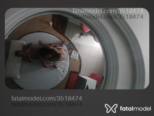 Acompanhante homem morena (o) de olhos castanhos - Andrey