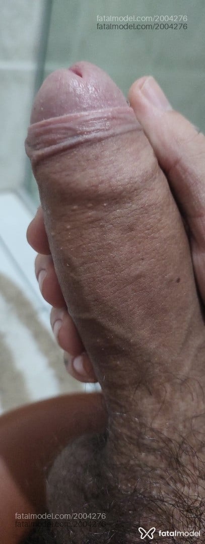 Acompanhante homem morena (o) de olhos castanhos - Erik