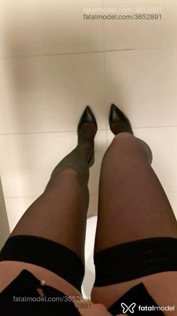 Acompanhante mulher morena (o) de olhos castanhos - Amanda
