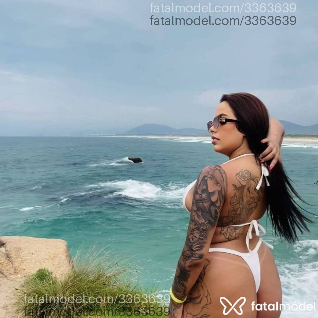 Acompanhante mulher com cabelo castanho de olhos mel - Mirella Bitencourt