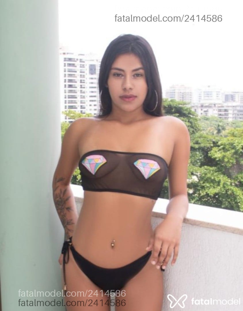 Acompanhante mulher morena (o) de olhos castanhos - Bia Trindade