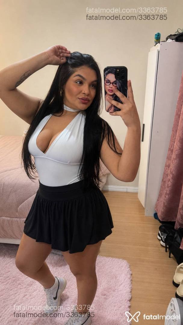 Acompanhante mulher morena (o) de olhos castanhos - Gaby