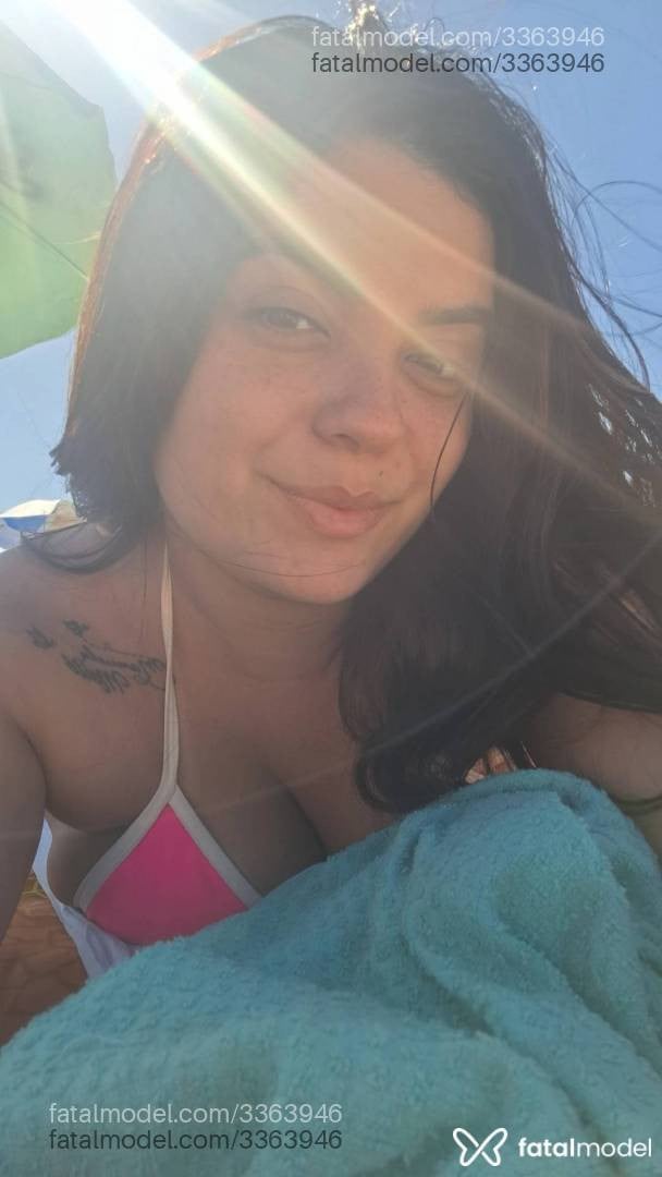 Acompanhante mulher morena (o) de olhos castanhos - Ana