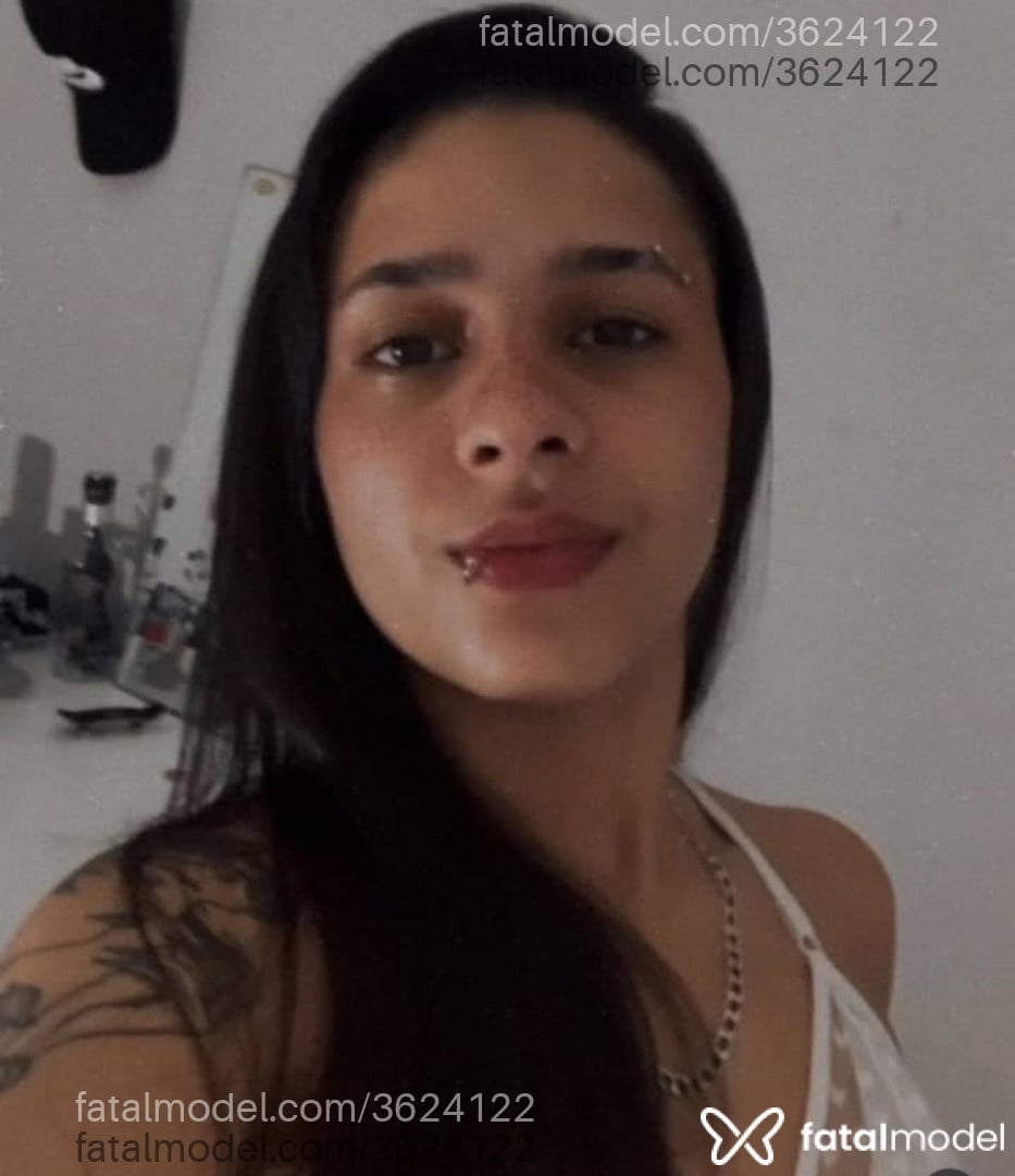 Acompanhante mulher com cabelo castanho de olhos castanhos - Julia