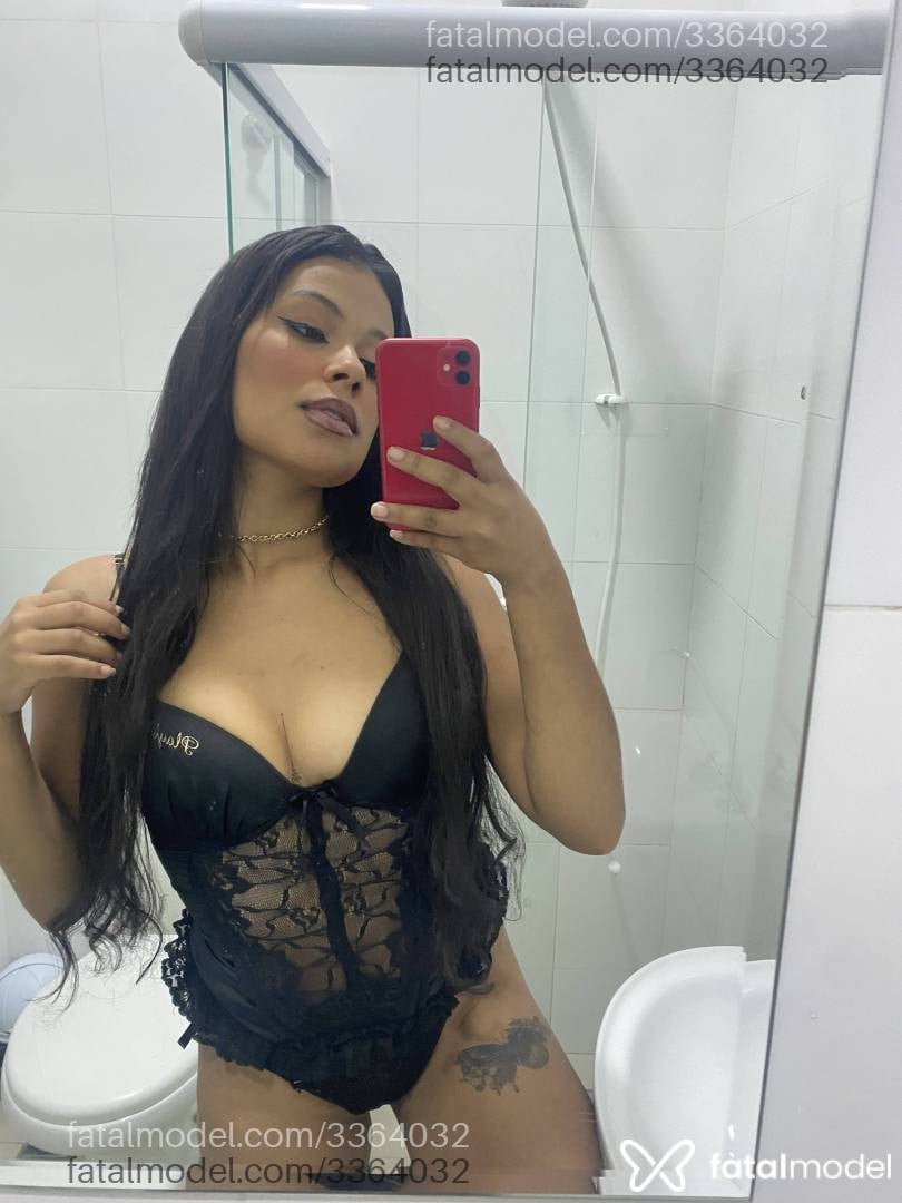 Acompanhante mulher morena (o) de olhos castanhos em Marília - Angélica Brunett