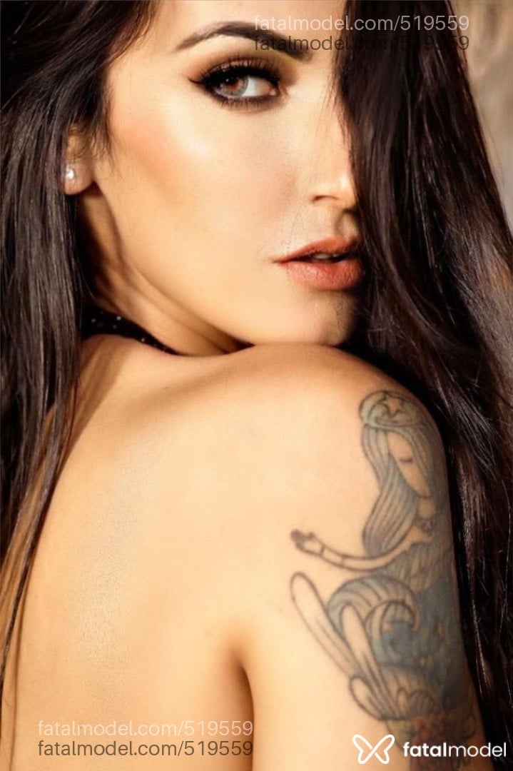 Acompanhante mulher morena (o) de olhos mel - Tainá Lopes