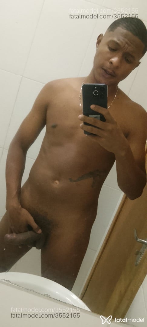 Acompanhante homem morena (o) de olhos pretos - Pretinho Cacau