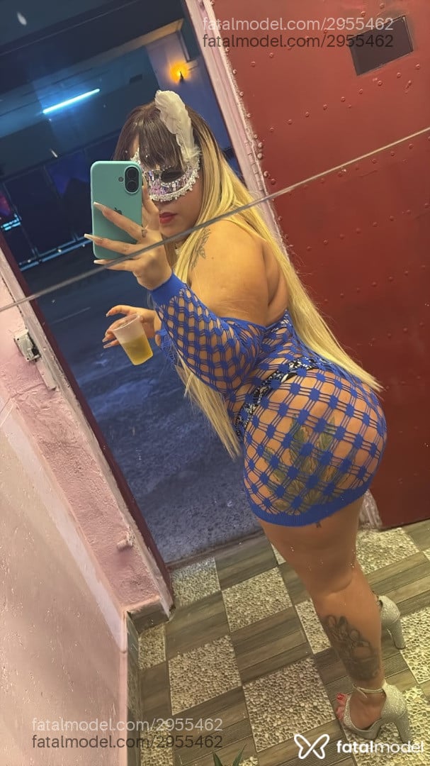 Acompanhante mulher loira (o) de olhos mel - Coreana