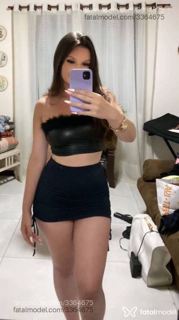Acompanhante mulher ruiva (o) de olhos verdes em Itapema - Ana