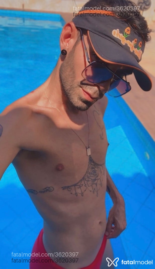 Acompanhante homem morena (o) de olhos pretos - Binho Nunes