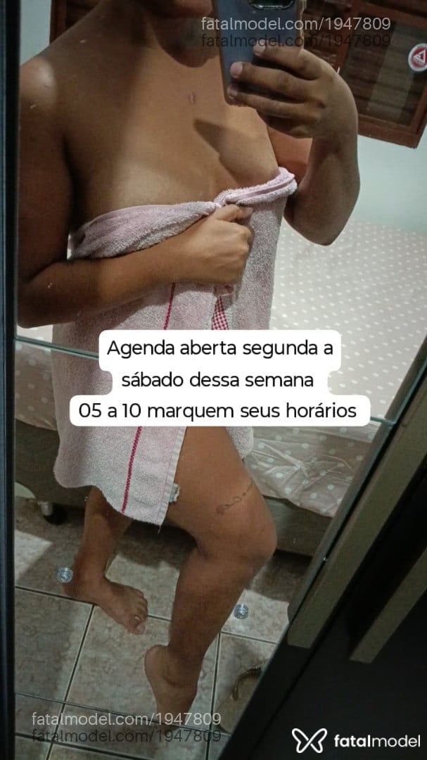 Acompanhante mulher com cabelo castanho de olhos castanhos - Bruninhaasurfis