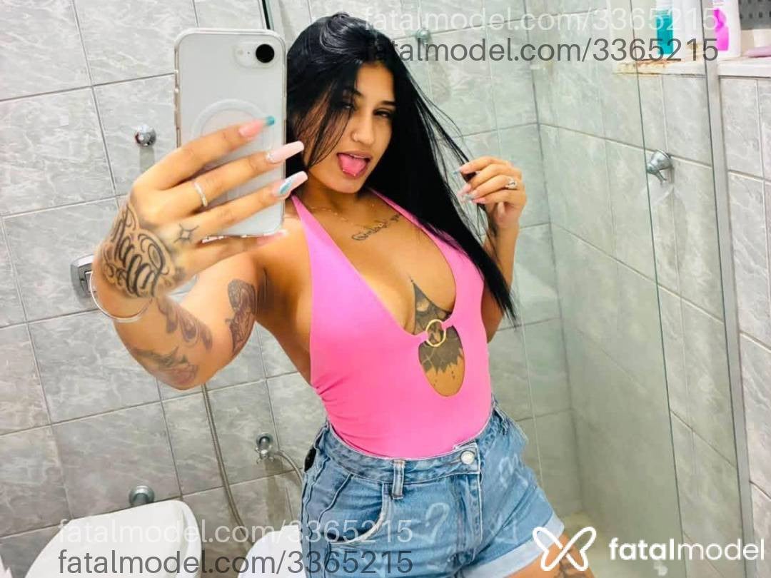 Acompanhante mulher morena (o) de olhos pretos - Jade