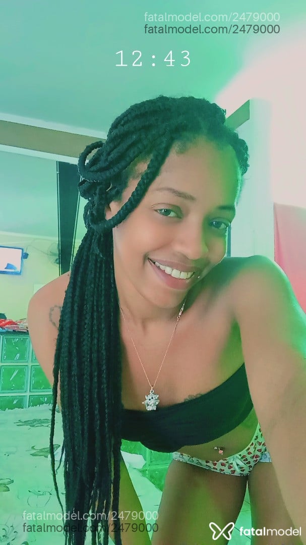 Acompanhante mulher com cabelo castanho de olhos castanhos - Gabhy